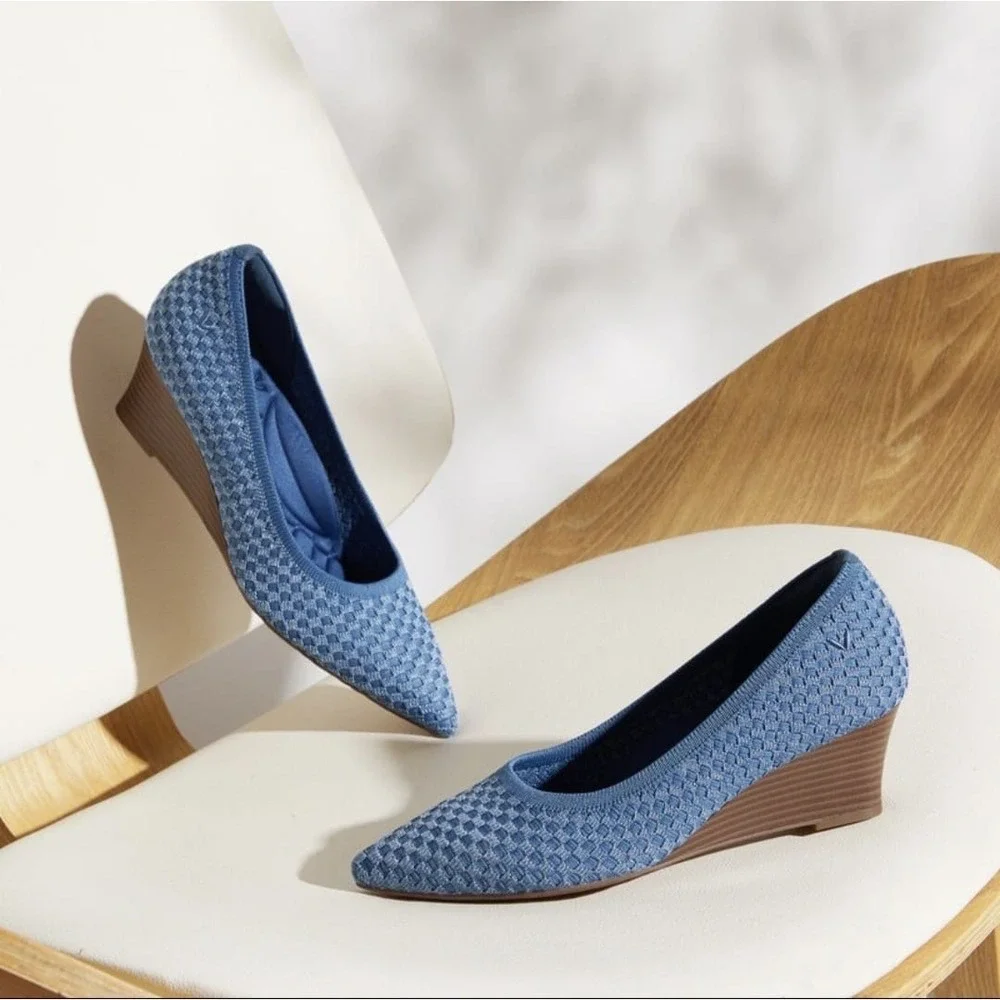 Vivaia Blue Woven Pointed Toe Wedge Pumps Sustainable Knit Shoes Size US 8 EU 39